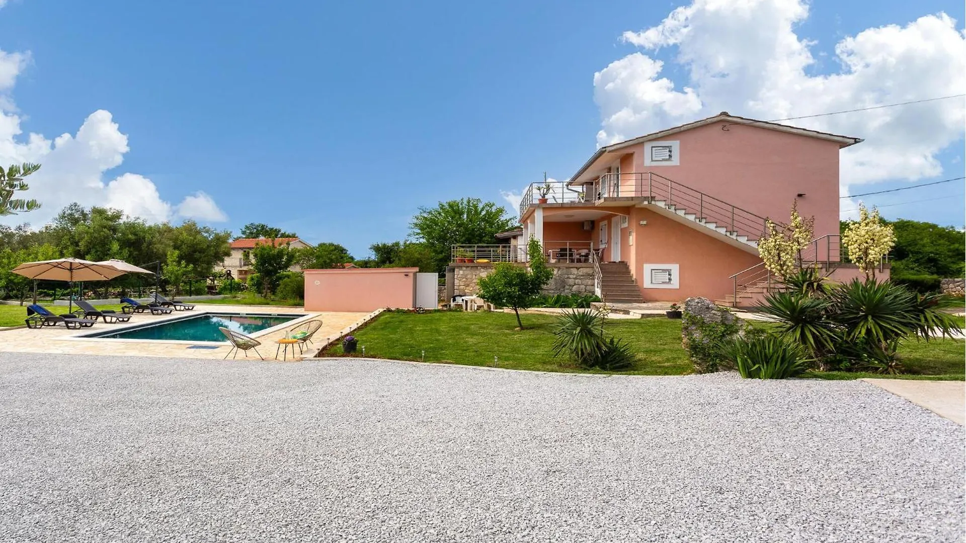Pet Friendly Apartment In Malinska With Kitchen